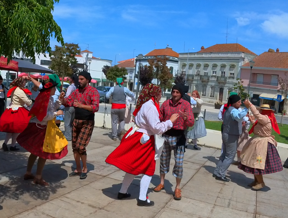 19-Volkstanz in Almeirim